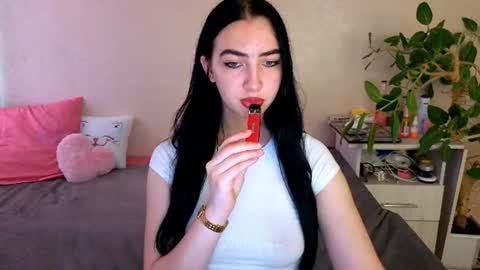 Alena online show from 06/12/26, 04:11