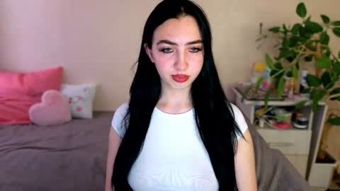 Alena online show from 06/30/26, 04:13