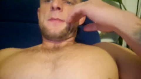 Snapshot of wildmike93 chatting on 10/12/25, 07:24 wildmike93 online show from 10/12/25, 07:24