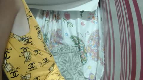 Snapshot of wildpoohkhaye chatting on 03/11/25, 09:04 wildpoohkhaye online show from 03/11/25, 09:04