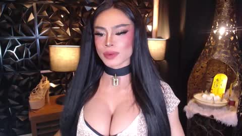 Snapshot of wildroxie chatting on 03/11/25, 03:48 ROXIE online show from 03/11/25, 03:48