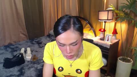 Snapshot of wildroxie chatting on 09/30/25, 01:10 ROXIE online show from 09/30/25, 01:10