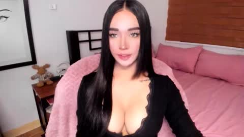 free to ask  online show from 12/15/25, 10:03