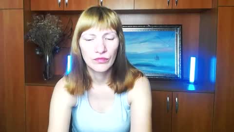Snapshot of wildsoul8 chatting on 07/14/26, 06:40 Rosalinda online show from 07/14/26, 06:40