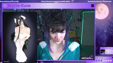 Snapshot of wildwylie chatting on 12/11/24, 03:02 Wylie Wanderlust online show from 12/11/24, 03:02