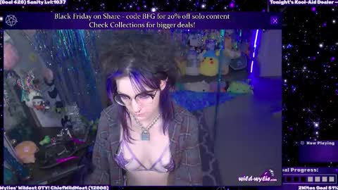 Snapshot of wildwylie chatting on 11/27/25, 02:46 Wylie Wanderlust online show from 11/27/25, 02:46