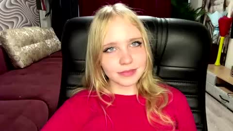 Snapshot of wilhelminafraker chatting on 06/20/26, 08:17 Anny online show from 06/20/26, 08:17