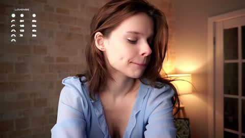 Snapshot of willalwaysloveyouuuuu chatting on 01/31/25, 01:11 Eva online show from 01/31/25, 01:11