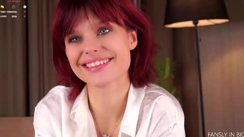 Snapshot of willalwaysloveyouuuuu chatting on 11/11/25, 01:11 Eva online show from 11/11/25, 01:11