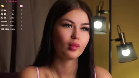 Snapshot of willalwaysloveyouuuuu chatting on 12/14/25, 01:11 Eva online show from 12/14/25, 01:11