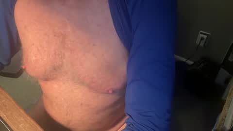 Snapshot of willbach88 chatting on 10/22/25, 11:48 willbach88 online show from 10/22/25, 11:48