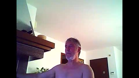 Snapshot of willfire71 chatting on 05/16/26, 07:05 Willfire71 online show from 05/16/26, 07:05