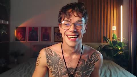 William online show from 04/10/26, 03:06