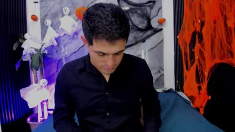 William Steel online show from 10/24/25, 04:42