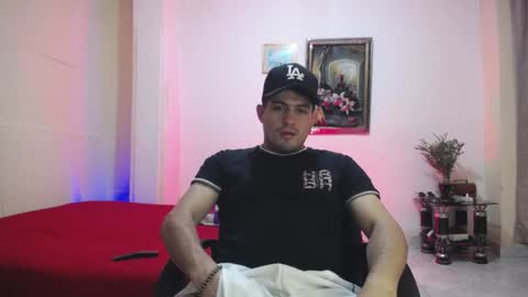 Snapshot of william_steel_ chatting on 01/08/26, 03:14 William Steel online show from 01/08/26, 03:14