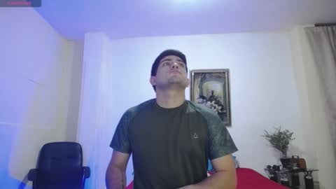 Snapshot of william_steel_ chatting on 02/01/26, 03:10 William Steel online show from 02/01/26, 03:10