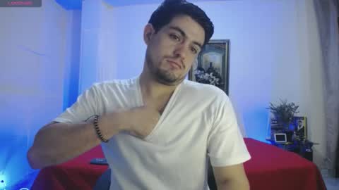 Snapshot of william_steel_ chatting on 02/08/26, 02:20 William Steel online show from 02/08/26, 02:20