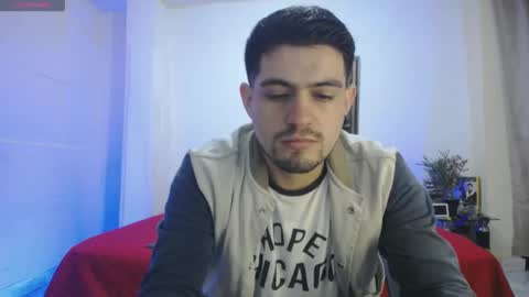 Snapshot of william_steel_ chatting on 02/09/26, 01:15 William Steel online show from 02/09/26, 01:15