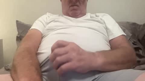 willieb777 online show from 10/11/25, 01:09