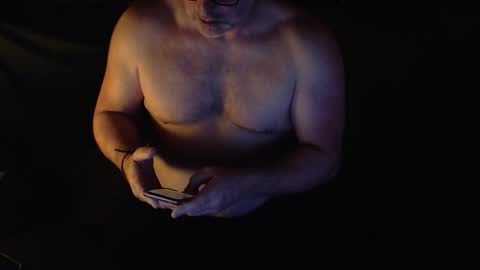 Snapshot of willwill2222 chatting on 01/15/26, 04:28 John online show from 01/15/26, 04:28