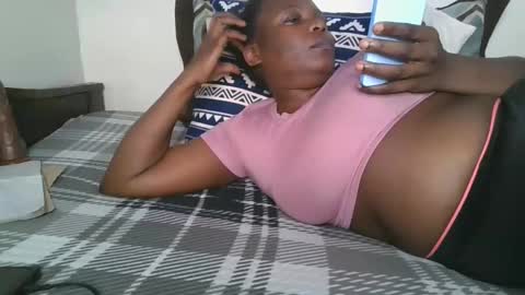 willyoubemine1 online show from 02/19/25, 04:34