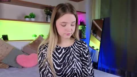 Mary online show from 04/21/26, 03:39