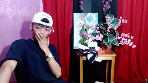 Snapshot of win_boy chatting on 07/31/26, 10:53 win_boy online show from 07/31/26, 10:53
