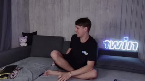 wineandboobs online show from 12/08/24, 03:02