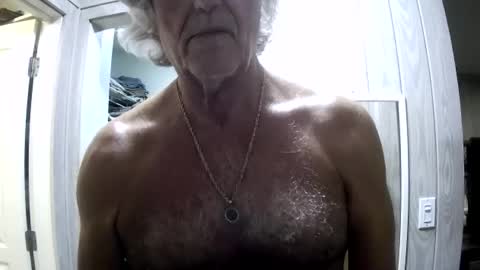 Snapshot of winedog2020 chatting on 07/14/26, 02:27 Gundja Man online show from 07/14/26, 02:27
