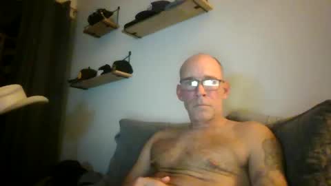 Snapshot of wingnutt765733 chatting on 10/24/25, 05:59 wingnutt765733 online show from 10/24/25, 05:59