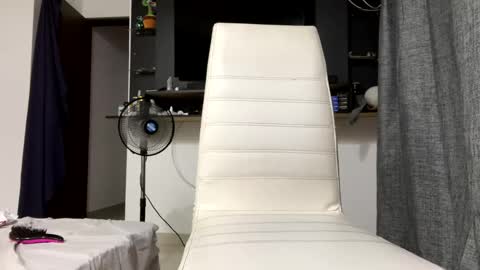 Snapshot of winnieangel chatting on 12/02/24, 11:51 Winniethephoota online show from 12/02/24, 11:51