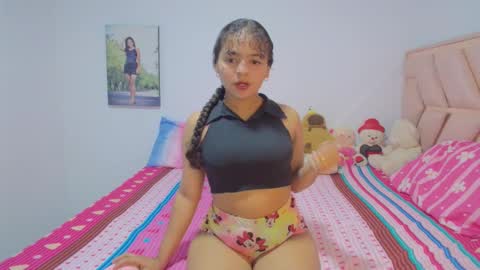  Winnifer Gonzalez  online show from 02/23/26, 03:37
