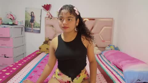  Winnifer Gonzalez  online show from 04/18/26, 05:00