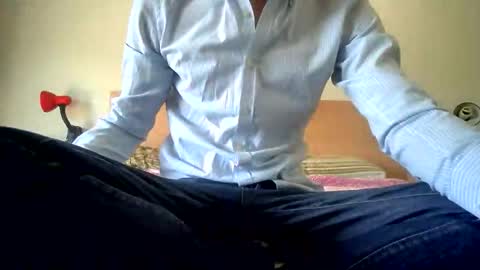 Snapshot of winston1414 chatting on 05/21/26, 12:12 JanCloud online show from 05/21/26, 12:12