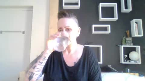 Snapshot of wintergraye chatting on 07/20/26, 11:51 Winter Graye online show from 07/20/26, 11:51