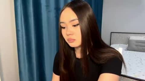 Amina online show from 04/04/26, 03:31