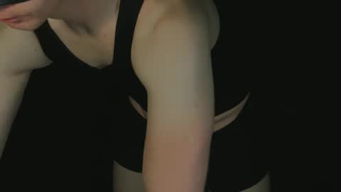 KiwiFruit89 online show from 09/21/25, 06:04