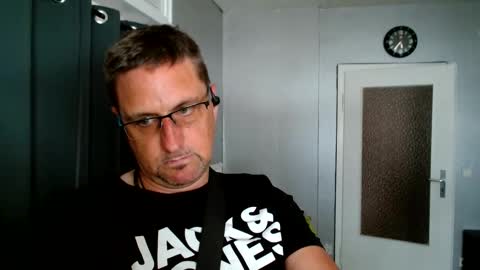 Snapshot of wirzwei8883 chatting on 06/01/26, 03:36 Dirty online show from 06/01/26, 03:36