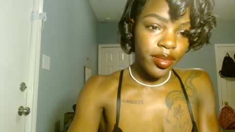 Chanel online show from 12/08/24, 07:58