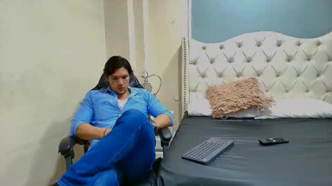 Wiston online show from 02/12/26, 12:44