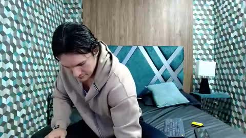 Wiston online show from 02/15/26, 02:36