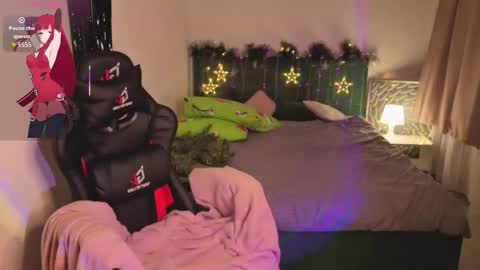 Vivian online show from 12/20/25, 08:38