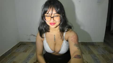 Snapshot of witch_3333 chatting on 06/17/26, 05:21 witch_3333 online show from 06/17/26, 05:21