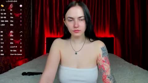 Kira online show from 03/05/26, 07:37