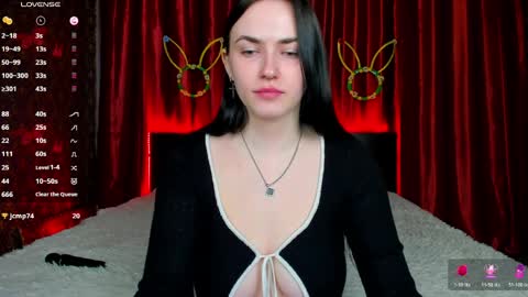 Kira online show from 04/06/26, 06:14