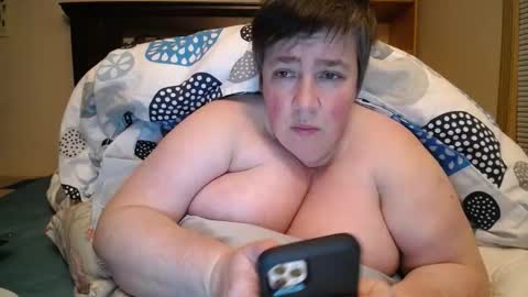 Annie online show from 01/12/26, 01:11