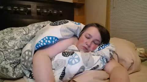 Annie online show from 04/04/26, 05:06