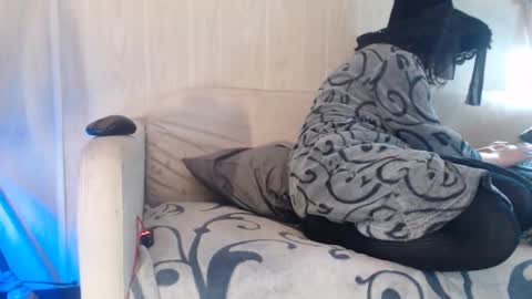 Snapshot of witchbitchmommy chatting on 02/08/25, 03:53 witchbitchmommy online show from 02/08/25, 03:53