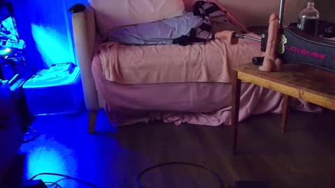 Snapshot of witchbitchmommy chatting on 09/26/25, 07:12 witchbitchmommy online show from 09/26/25, 07:12