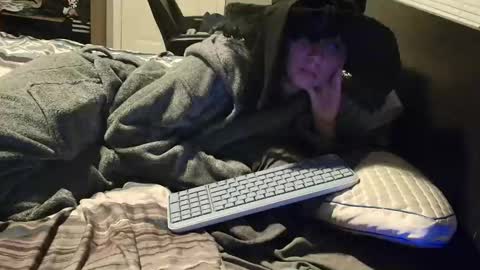 witchbitchmommy online show from 11/20/25, 10:04